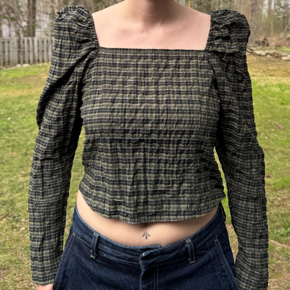 Black and Green Square Neck Top